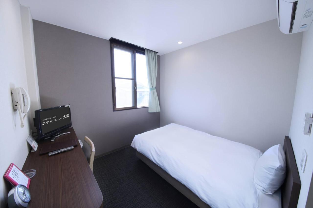 Business Hotel New Daiei อาชิคางะ ภายนอก รูปภาพ